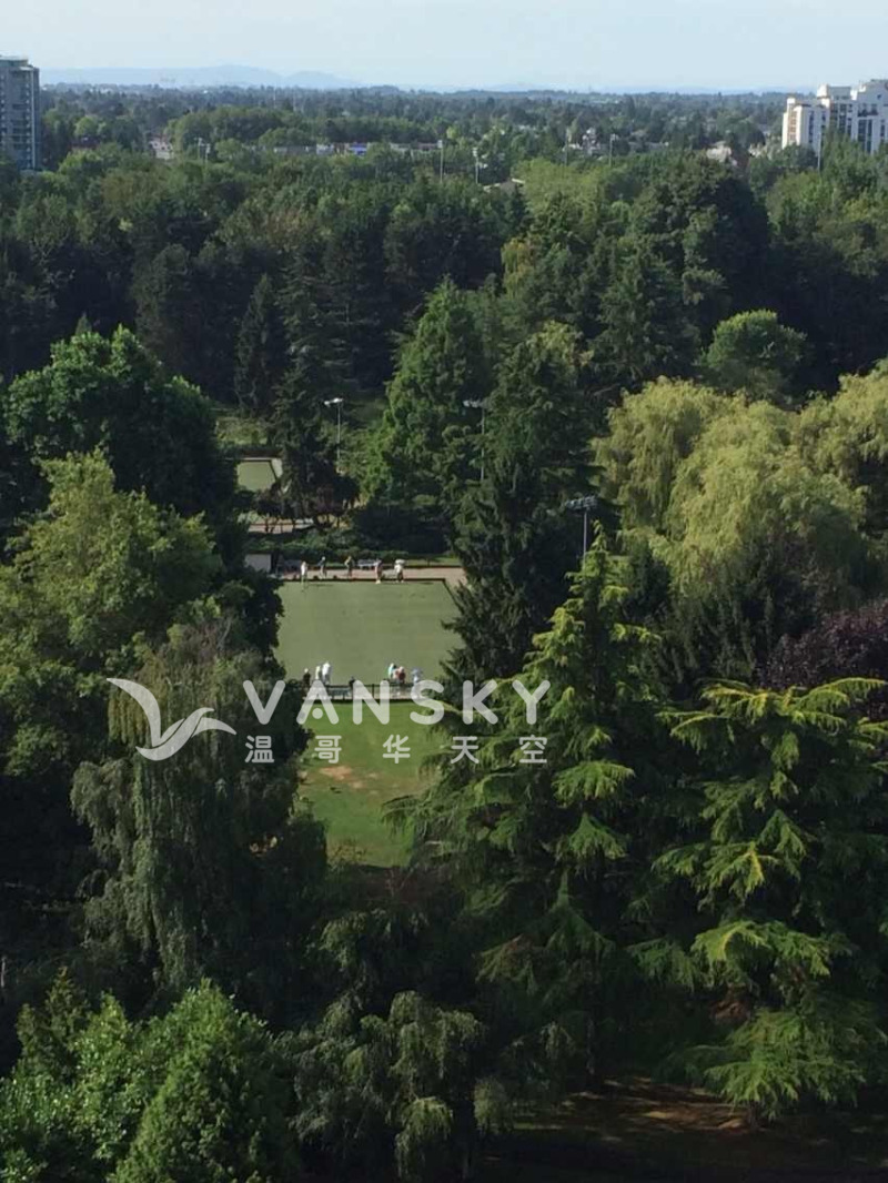 230331182703_7373 park.jpg